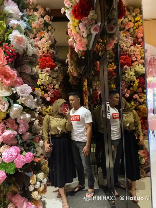 Couple Showcases Kung Fu in Romantic Flower Decor Setting – AI Generated Video | Hailuo AI