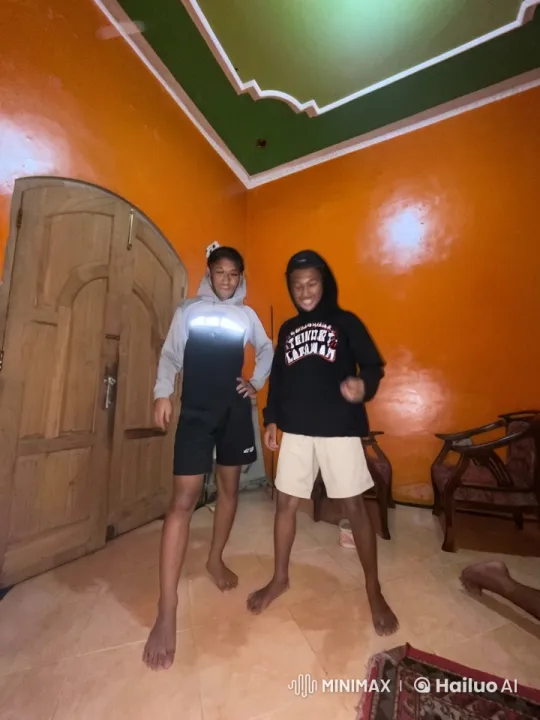 Intense Kung Fu Sparring in Colorful Room – AI Generated Video | Hailuo AI