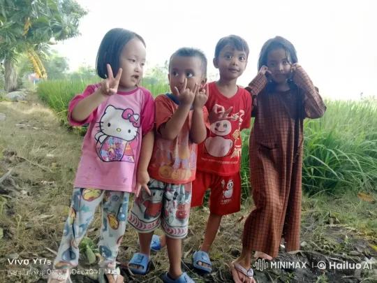 Children Joyfully Perform Kungfu in Rural Setting – AI Generated Video | Hailuo AI