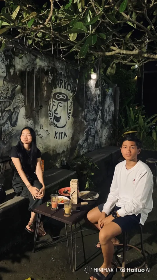Outdoor Kung Fu Duel Amidst Mural and Greenery – AI Generated Video | Hailuo AI