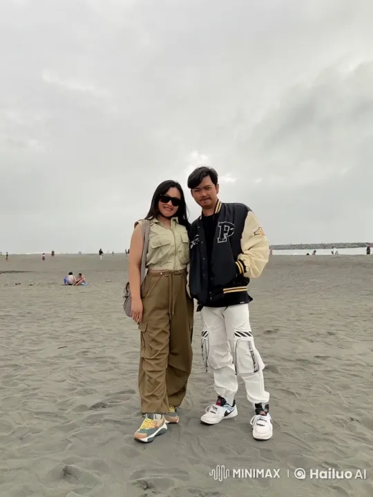 Beachside Martial Arts Sparring Display – AI Generated Video | Hailuo AI