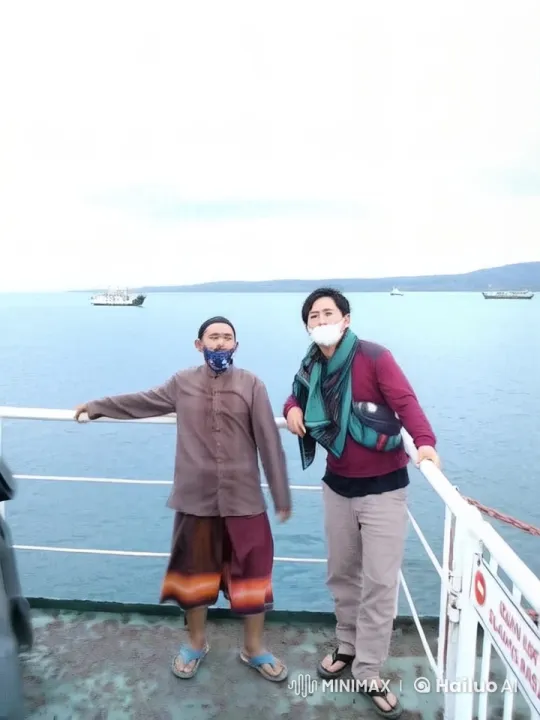 Kung Fu Fight on Scenic Ocean Deck – AI Generated Video | Hailuo AI