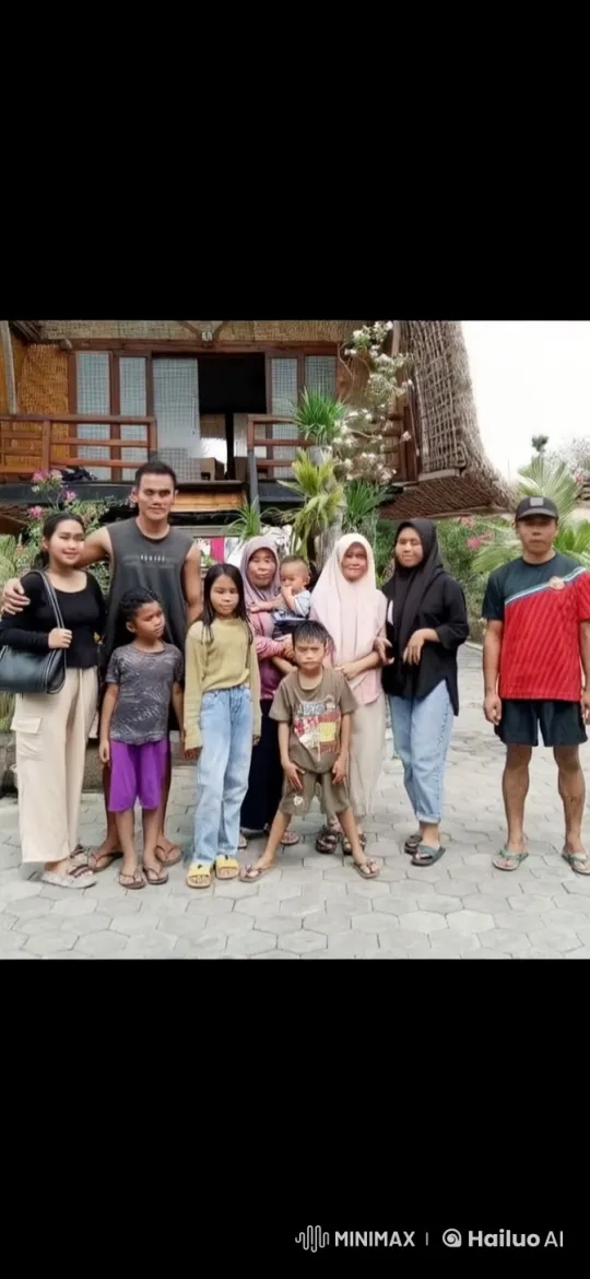 Family Yuda Gathered in Front of Traditional Home – AI Generated Video | Hailuo AI