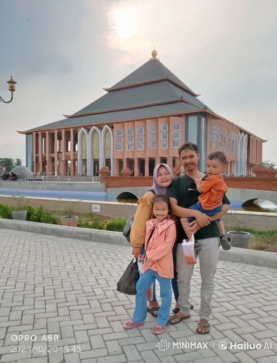 Family Practices Playful Kung Fu in Front of Mosque-like Building – AI Generated Video | Hailuo AI