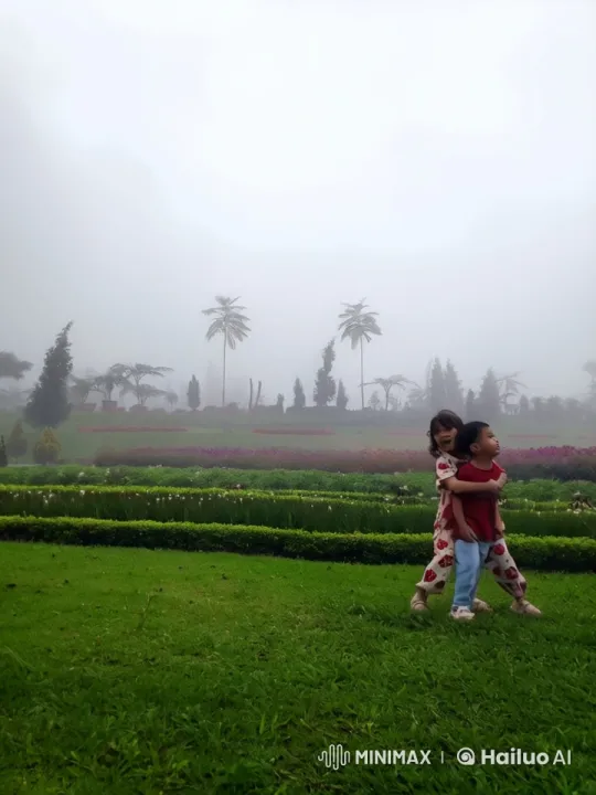 Fantasy Kungfu in Enchanted Garden – AI Generated Video | Hailuo AI