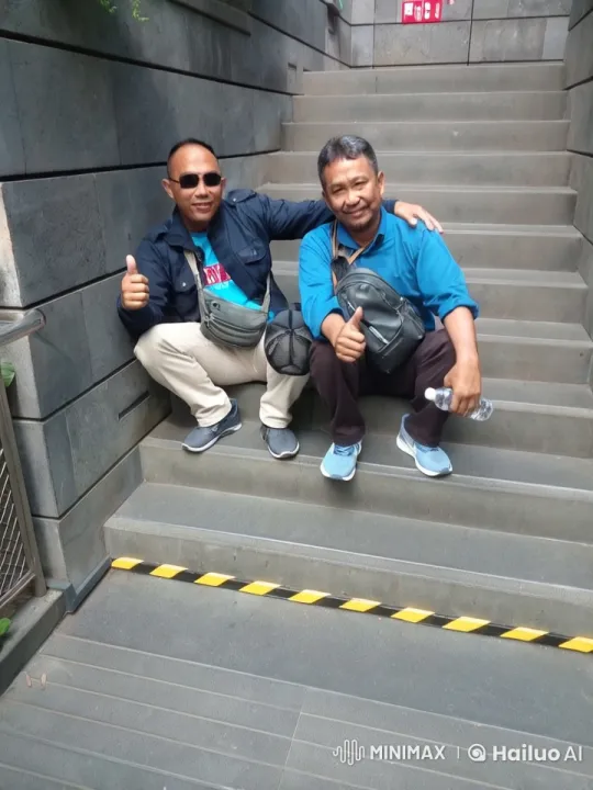 Martial Arts Demonstration on Stone Steps – AI Generated Video | Hailuo AI