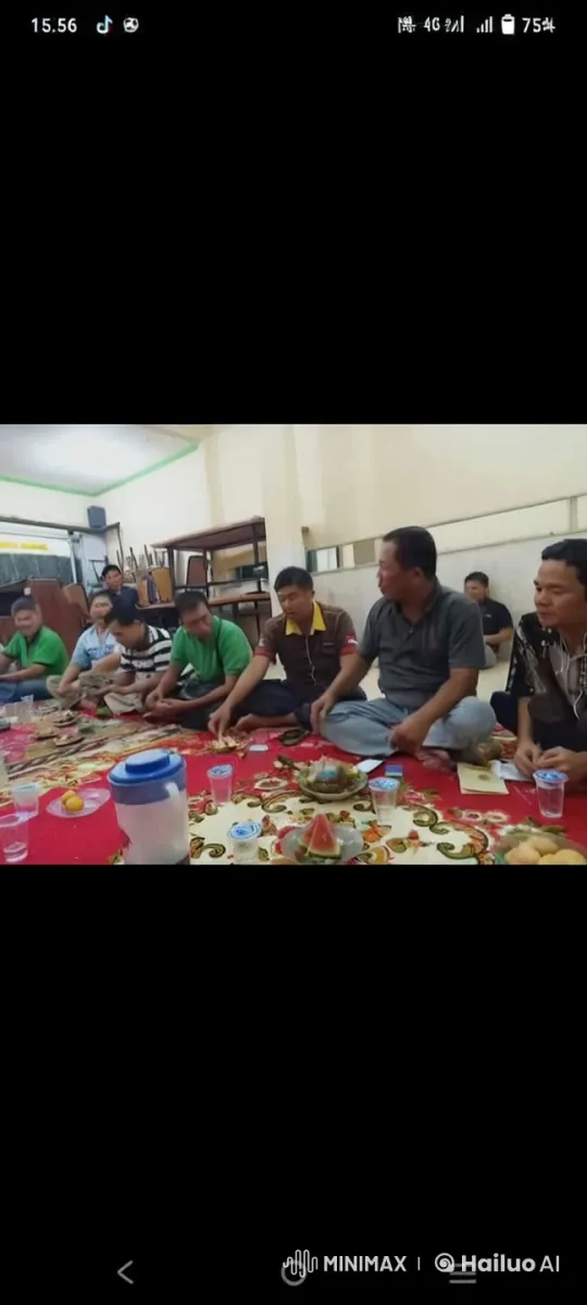 Indoor Kung Fu Sparring Among Seated Men – AI Generated Video | Hailuo AI