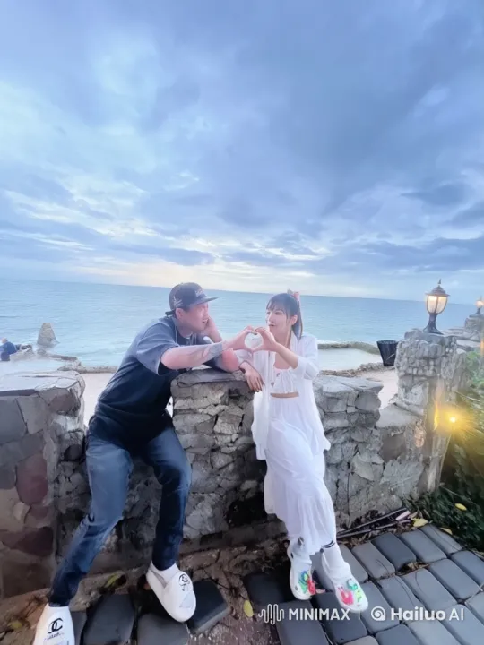Seaside Kung Fu Display in Dusk's Serenity – AI Generated Video | Hailuo AI