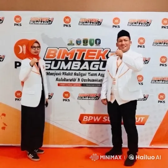 Couple Performs Energetic Kungfu Display at BIMTEK SUMBAGUT – AI Generated Video | Hailuo AI