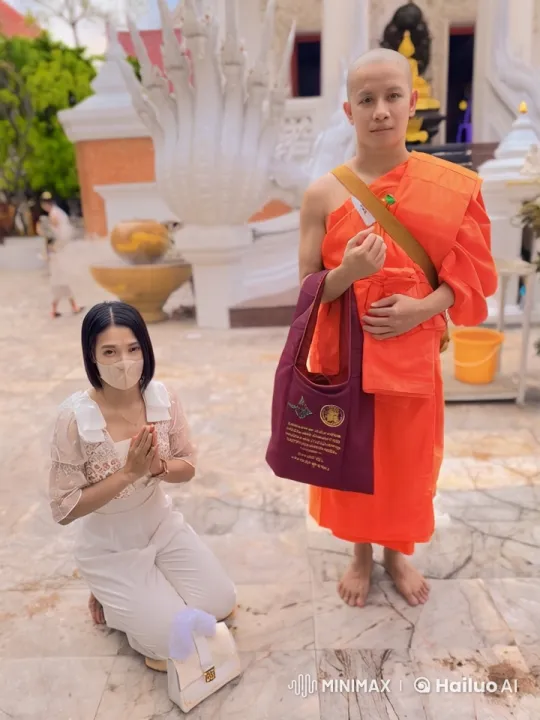 Monk Showcases Kung Fu Skills in Peaceful Temple Setting – AI Generated Video | Hailuo AI