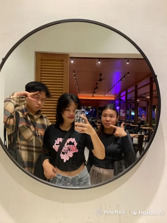 Friends Perform Dynamic Kungfu in Restaurant Setting – AI Generated Video | Hailuo AI