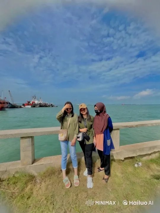 Young Women Perform Synchronized Kung Fu by the Ocean – AI Generated Video | Hailuo AI