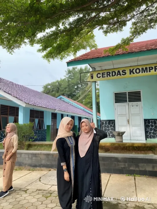 Three Women Perform Kungfu at CERDAS KOMPR Building – AI Generated Video | Hailuo AI