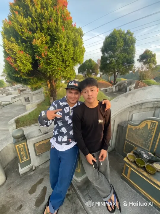 Kung Fu Practitioners Demonstrate Skills in Cemetery – AI Generated Video | Hailuo AI