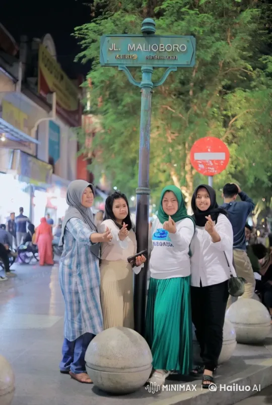 Malioboro Street Kung Fu Performance – AI Generated Video | Hailuo AI