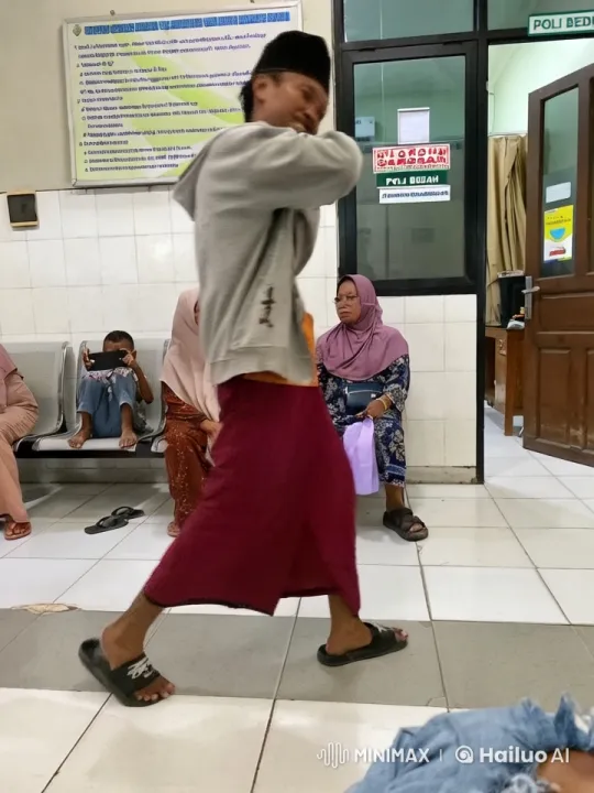 Martial Artist Practices Wing Chun in Hospital Waiting Room – AI Generated Video | Hailuo AI