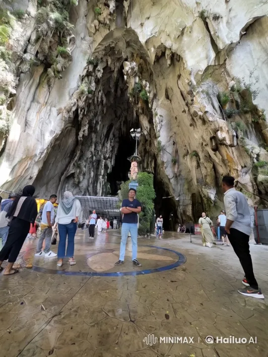 Kung Fu Display in Cave with Rock Formation – AI Generated Video | Hailuo AI