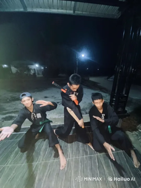 Nighttime Kung Fu Practitioners Demonstrate Skills – AI Generated Video | Hailuo AI