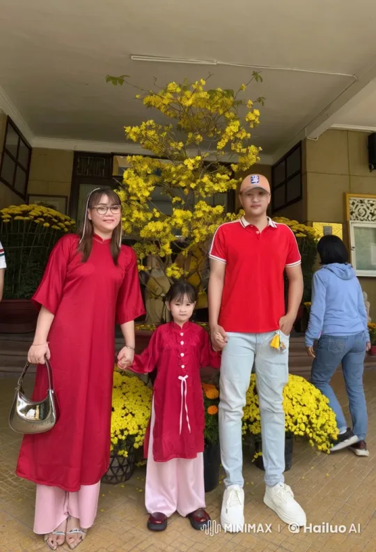 Family Practicing Kung Fu in Front of Yellow Flower Tree – AI Generated Video | Hailuo AI