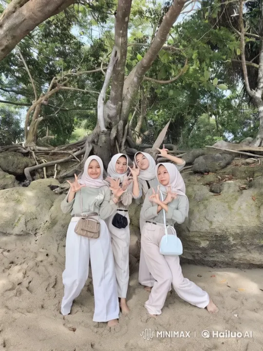 Kung Fu Masters: From Tranquility to Dynamic Display – AI Generated Video | Hailuo AI