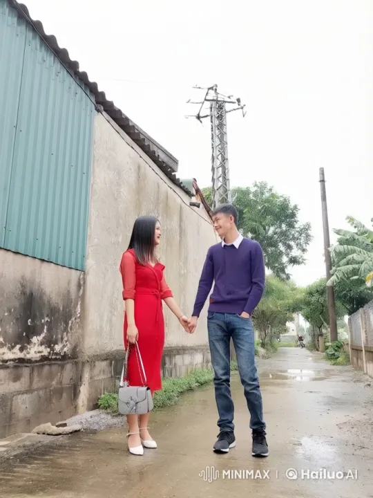Couple Showcases Kungfu Skills in Alleyway Battle – AI Generated Video | Hailuo AI