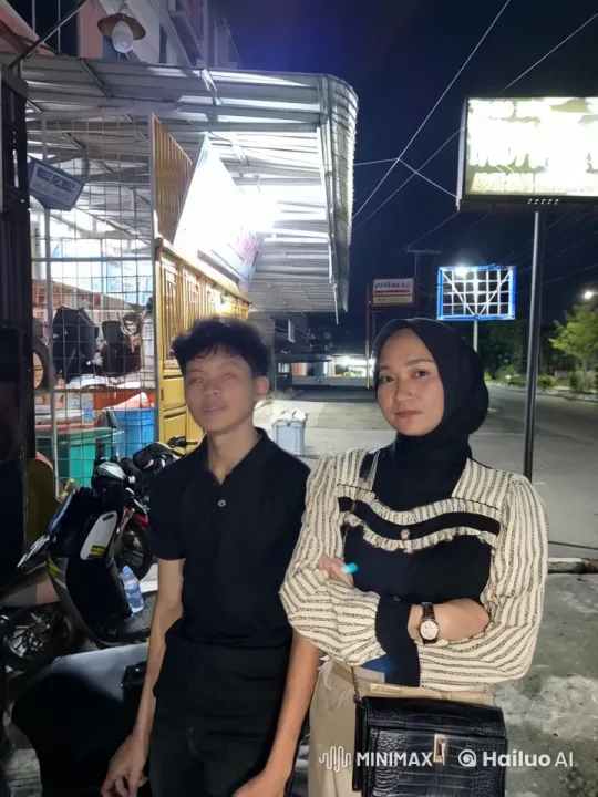 Urban Night Kungfu Performance by Man and Woman – AI Generated Video | Hailuo AI