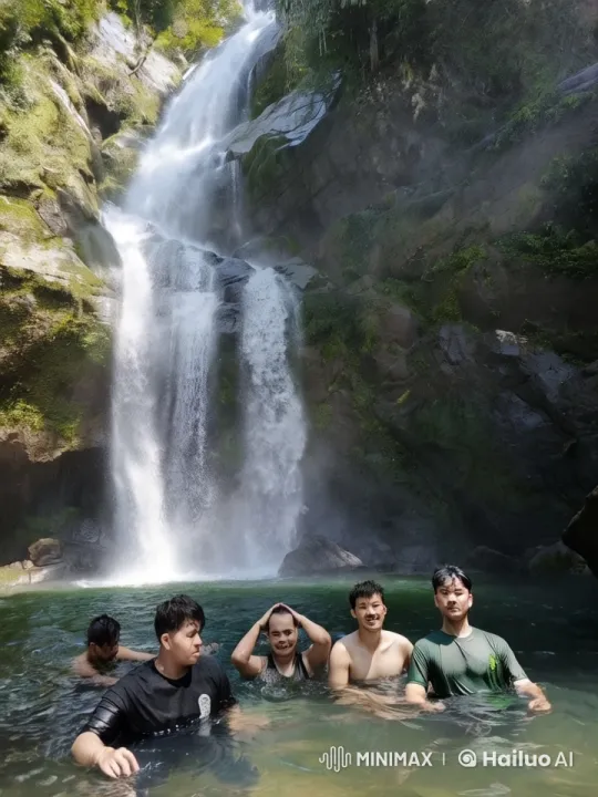Wing Chun Kung Fu Practiced by Friends at Waterfall – AI Generated Video | Hailuo AI
