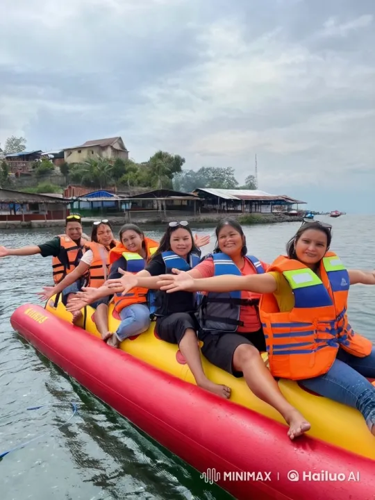 Martial Artists Perform Dynamic Combat on Banana Boat – AI Generated Video | Hailuo AI