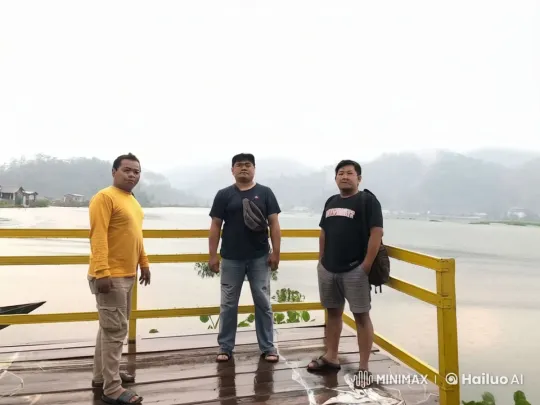 Chinese Martial Arts Display on Scenic Dock – AI Generated Video | Hailuo AI