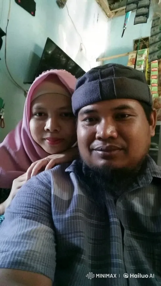 Couple's Tender Moment in Cozy Room – AI Generated Video | Hailuo AI