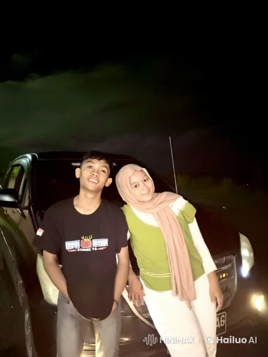 Young Couple Performs Dynamic Kung Fu in Nighttime Display – AI Generated Video | Hailuo AI