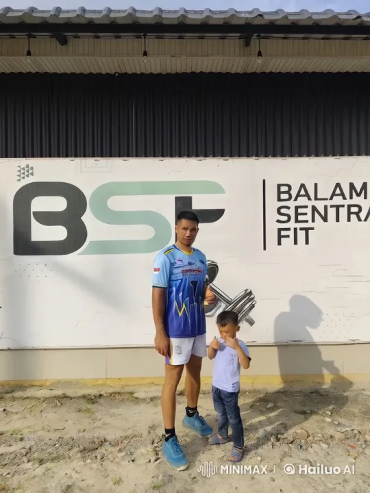 Father and Child Practicing Kung Fu Outside Fitness Center – AI Generated Video | Hailuo AI