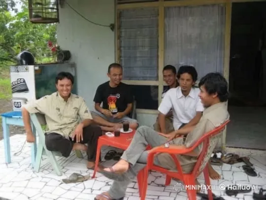 Casual Outdoor Gathering of Friends – AI Generated Video | Hailuo AI