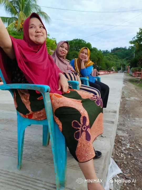 Epic Kung Fu Display by Three Women in Scenic Setting – AI Generated Video | Hailuo AI