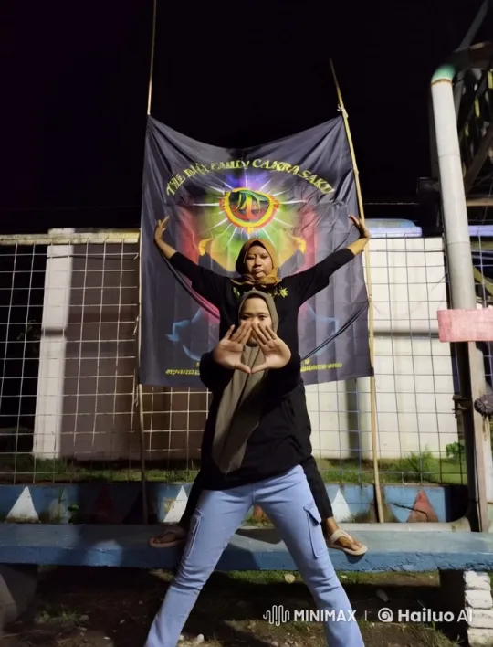 Kungfu Performance by The Big Family Cakra Sakti – AI Generated Video | Hailuo AI