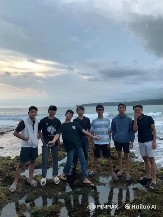 Young Men Ascend, Dive, and Practice Kung Fu on Beach – AI Generated Video | Hailuo AI