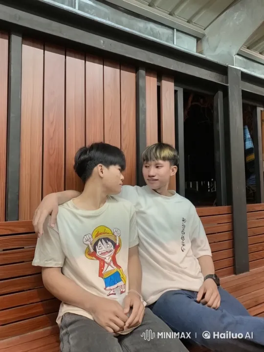 Dynamic Kung Fu Sparring Between Two Young Men – AI Generated Video | Hailuo AI