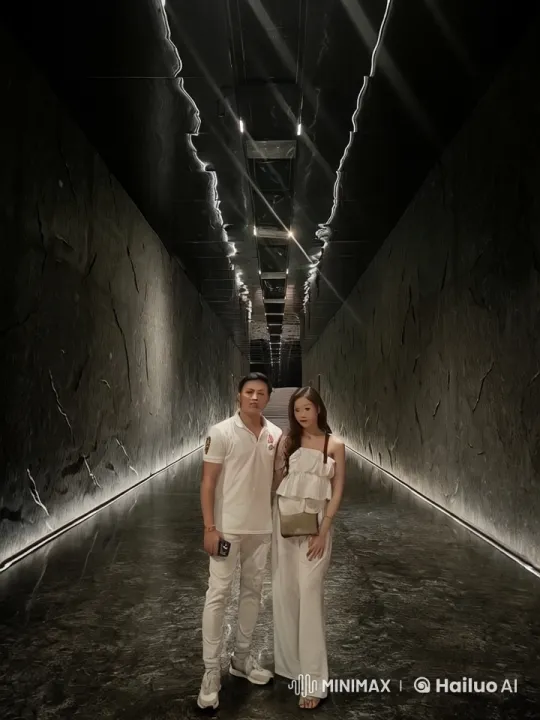 Couple Displaying Synchronized Kung Fu in Dramatic Setting – AI Generated Video | Hailuo AI