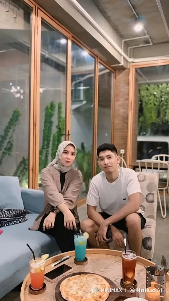 Playful Kungfu Fight in Stylish Café Setting – AI Generated Video | Hailuo AI