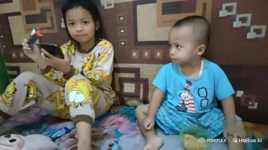 Children Enjoying Snacks and Toys in Cozy Bedroom – AI Generated Video | Hailuo AI