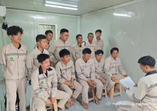Dynamic Kung Fu Training Session in Small Room – AI Generated Video | Hailuo AI