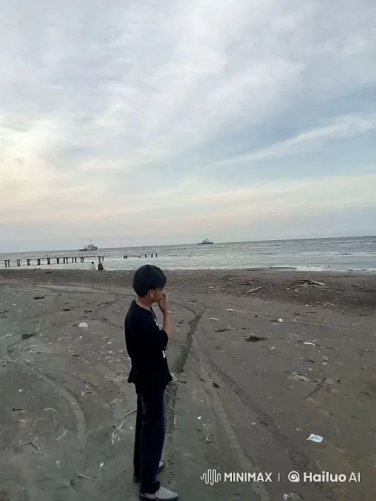 Boy Practices Martial Arts on Beach with Dynamic Moves – AI Generated Video | Hailuo AI