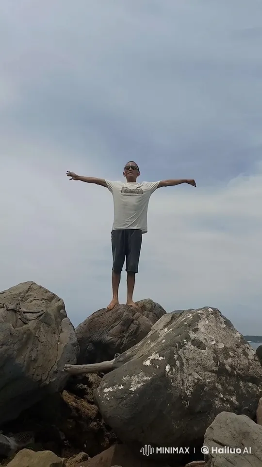 Shaolin Kungfu Master on Coastal Rocks – AI Generated Video | Hailuo AI