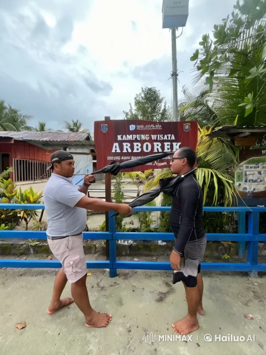 Kungfu Fight in Tropical Kampung Wisata Arborek – AI Generated Video | Hailuo AI