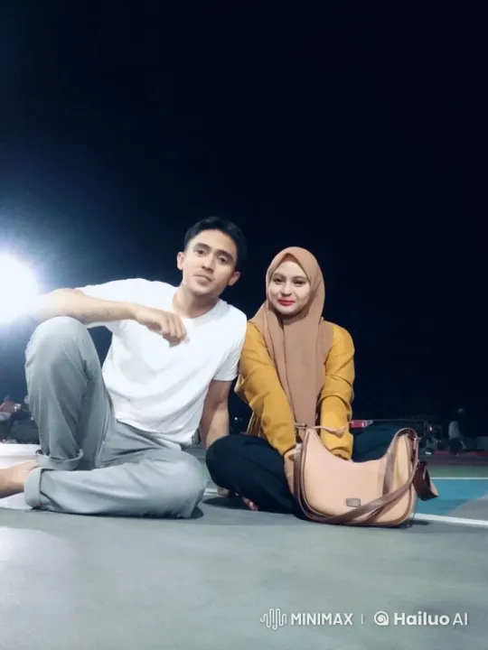 Young Couple Watches Kungfu Performance at Night – AI Generated Video | Hailuo AI