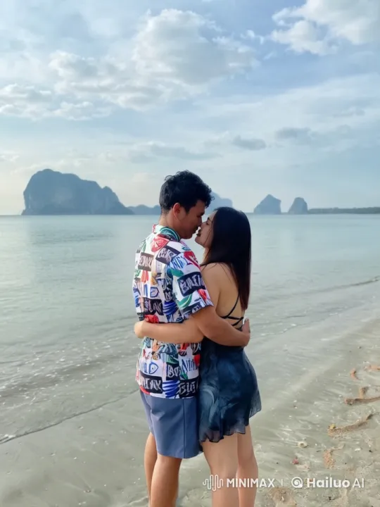 Couple Engages in Intense Kung Fu Sparring on Beach – AI Generated Video | Hailuo AI