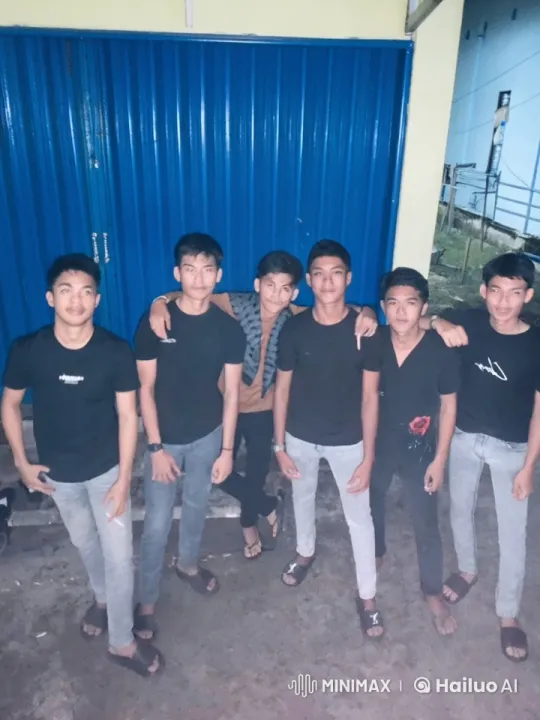 Young Men Practicing Kungfu in Energetic Display – AI Generated Video | Hailuo AI