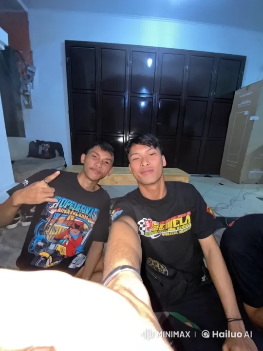 Two Friends Practicing Kungfu in Indoor Setting – AI Generated Video | Hailuo AI
