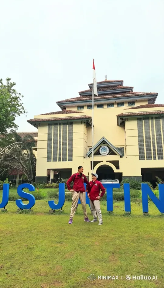 Intense Kungfu Battle in Front of Indonesian Building – AI Generated Video | Hailuo AI