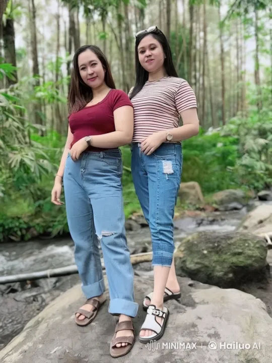 Lush Forest Kung Fu Duel: Graceful Combat – AI Generated Video | Hailuo AI
